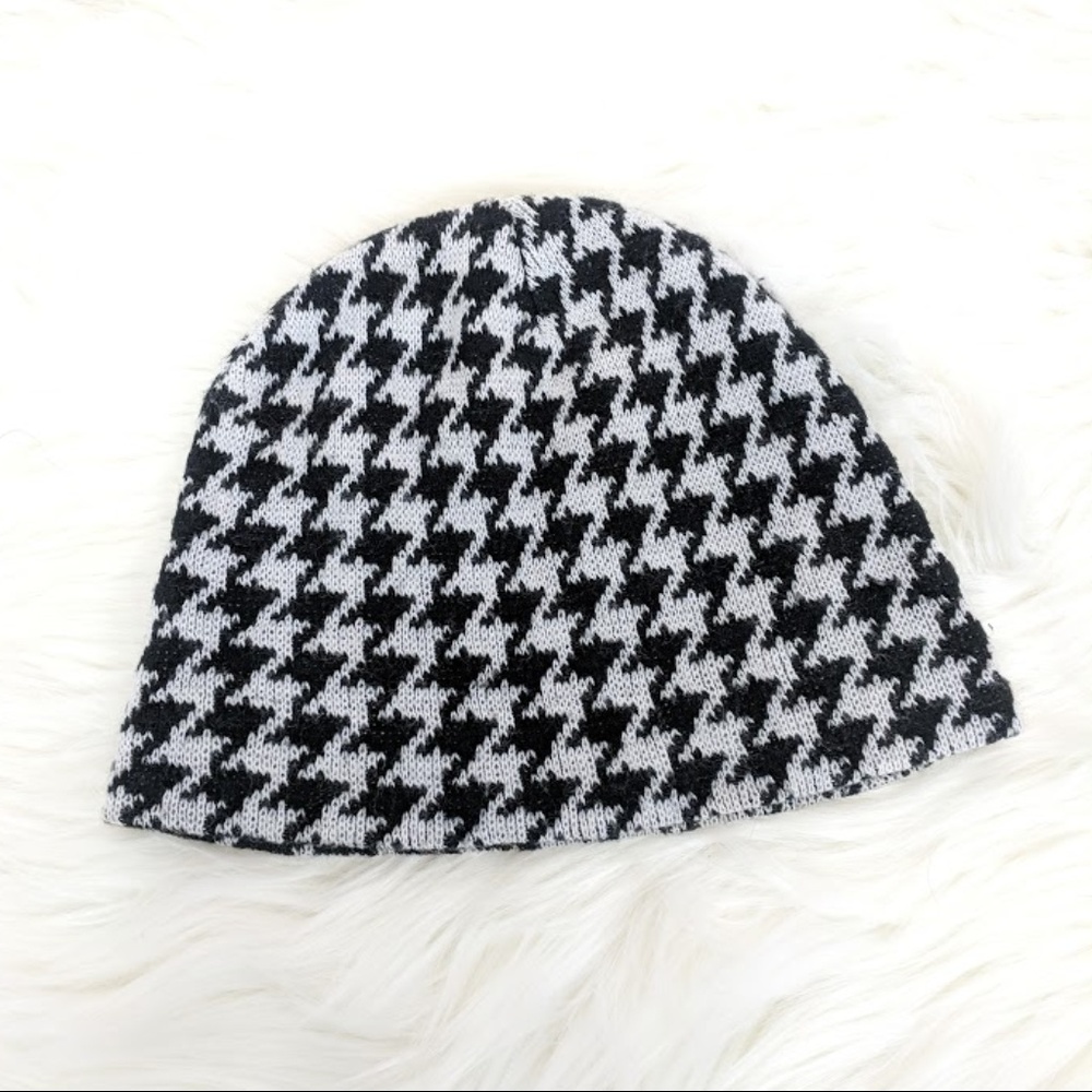 🍂Houndstooth Black White Stretch Knit Beanie Hat